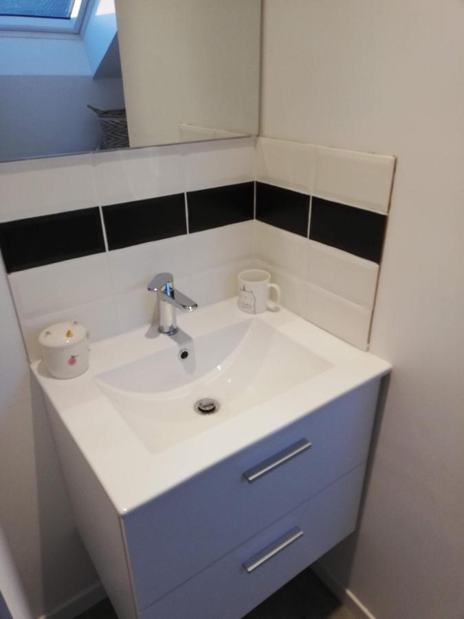 Apartament Au Cochon Qui Rit Flines-Les-Mortagne Zewnętrze zdjęcie