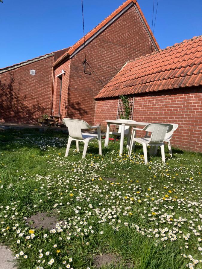 Apartament Au Cochon Qui Rit Flines-Les-Mortagne Zewnętrze zdjęcie